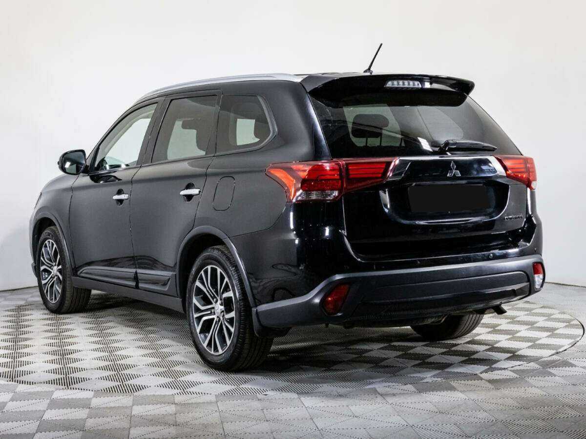 Купить Mitsubishi Outlander, 2016, 141 780 км.. Фото: #6