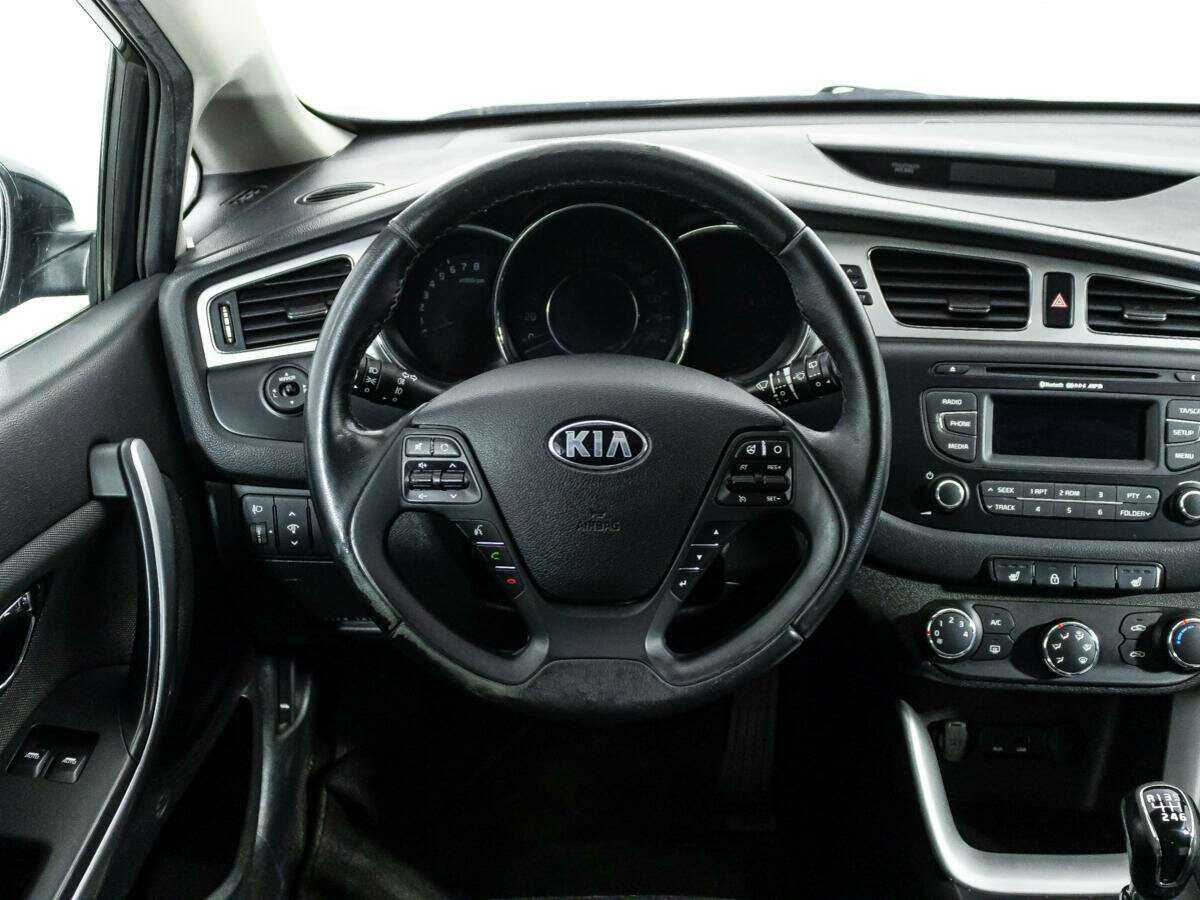 Купить Kia Ceed, 2014, 196 237 км.. Фото: #15