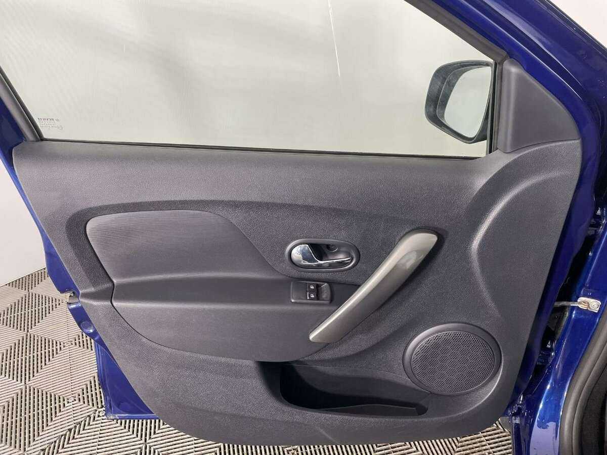 Купить Renault Logan, 2016, 50 412 км.. Фото: #7