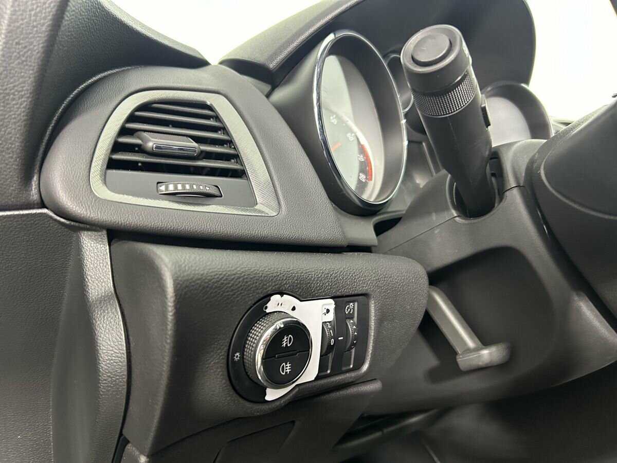 Купить Opel Astra, 2012, 176 107 км.. Фото: #8