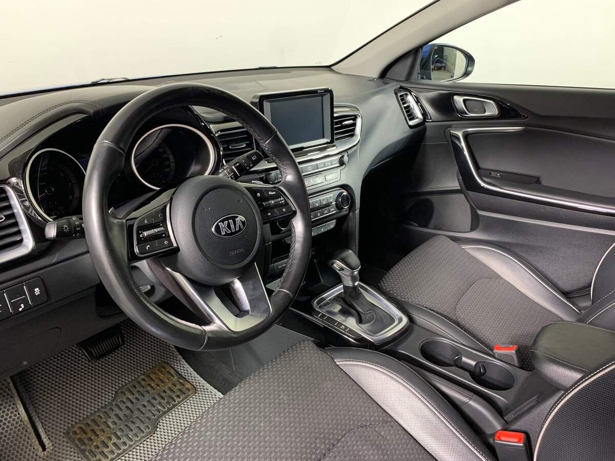 Купить Kia Ceed, 2019, 154 193 км.. Фото: #10
