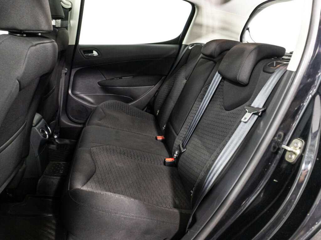 Купить Peugeot 308, 2012, 160 572 км.. Фото: #9