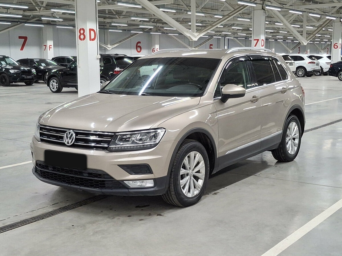Купить Volkswagen Tiguan, 2017, 92 511 км.. Посмотреть фото