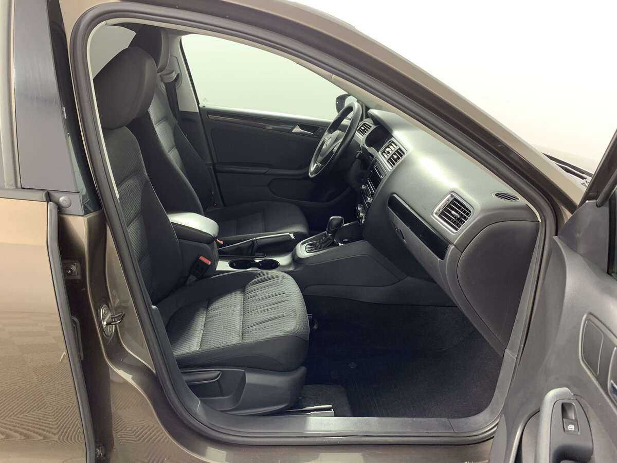 Купить Volkswagen Jetta, 2013, 222 783 км.. Фото: #15