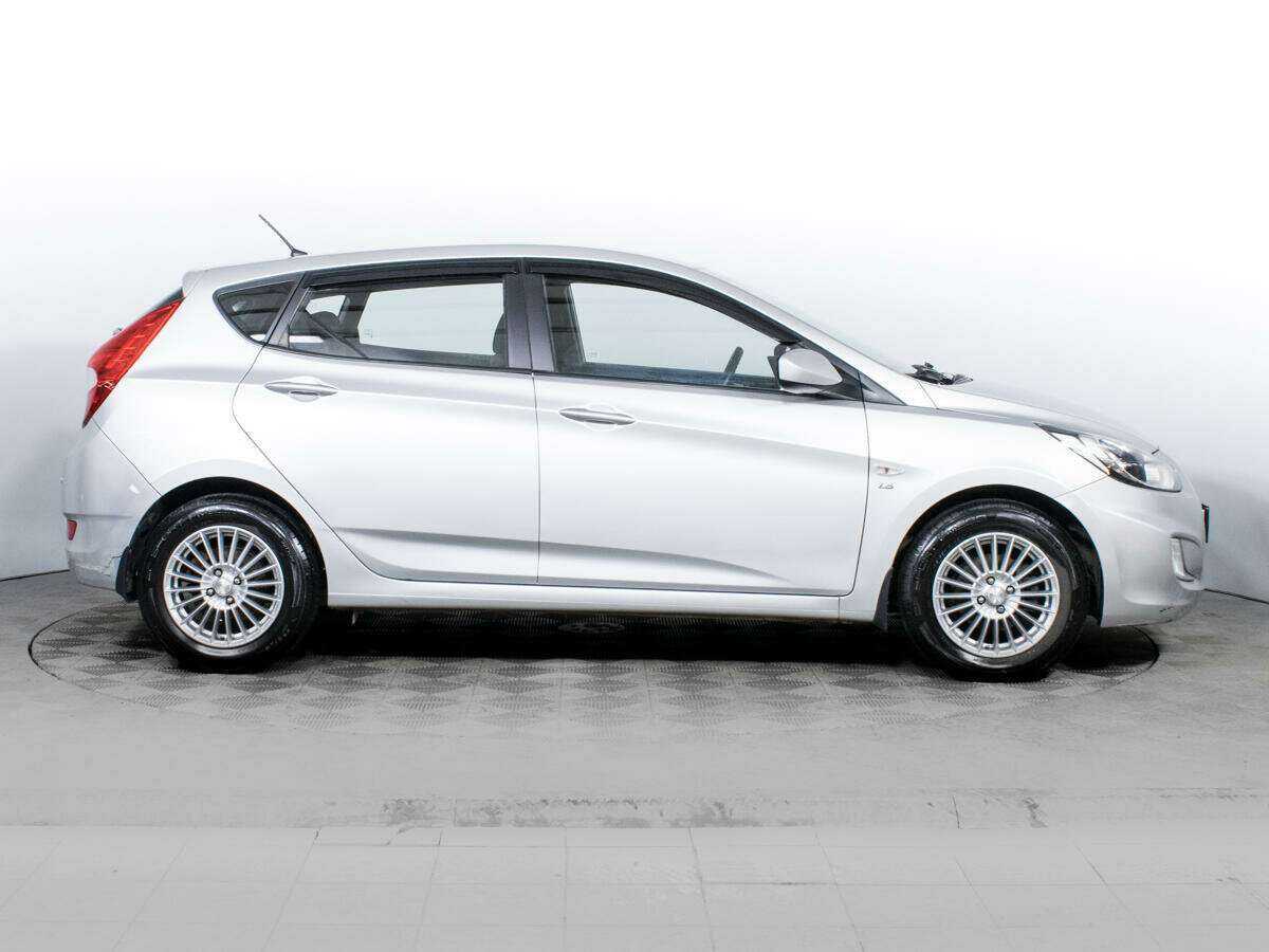 Купить Hyundai Solaris, 2012, 54 010 км.. Фото: #3