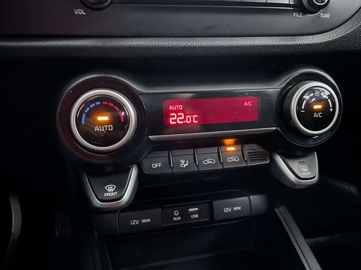 Купить Kia Rio, 2019, 67 058 км.. Фото: #13