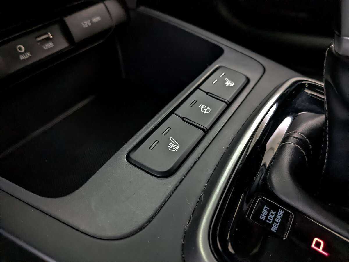 Купить Kia Rio, 2019, 105 614 км.. Фото: #15