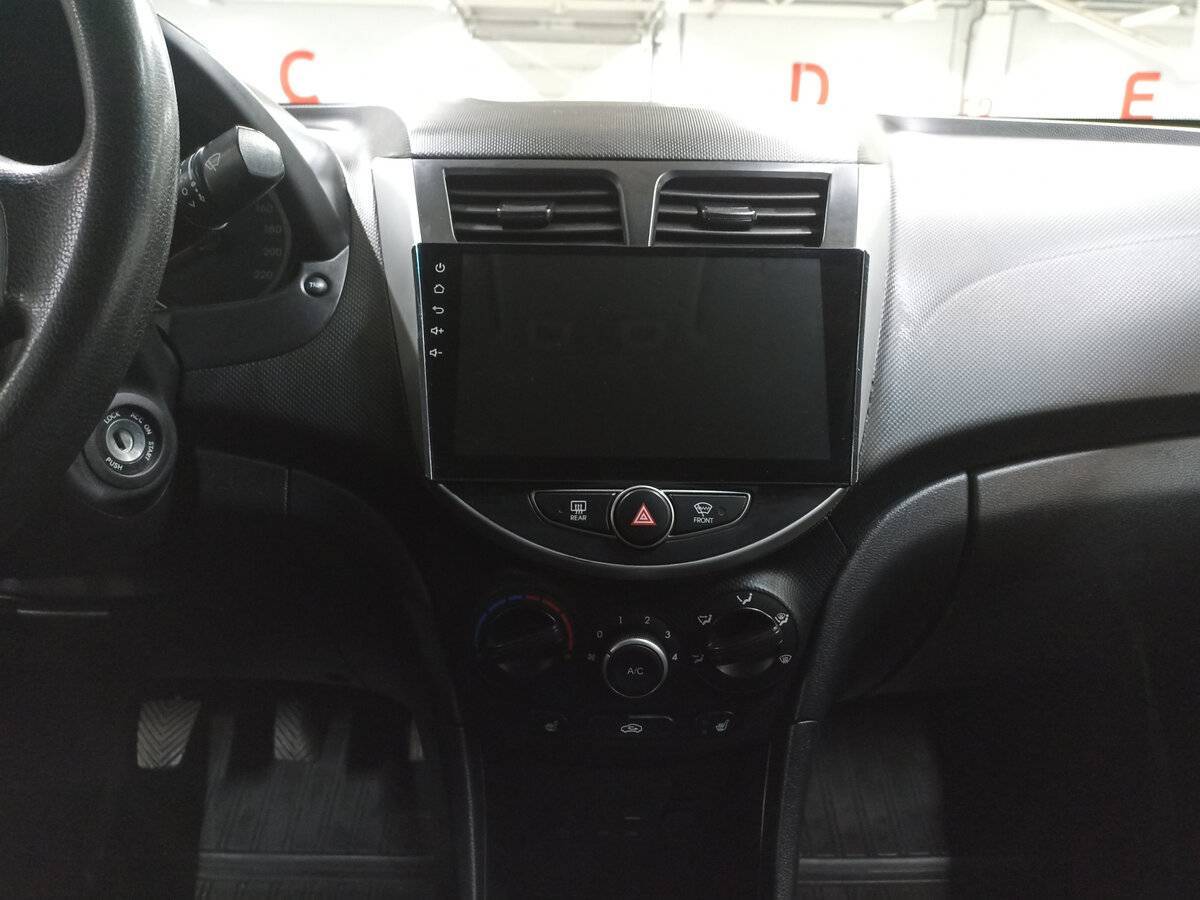 Купить Hyundai Solaris, 2015, 157 533 км.. Фото: #14