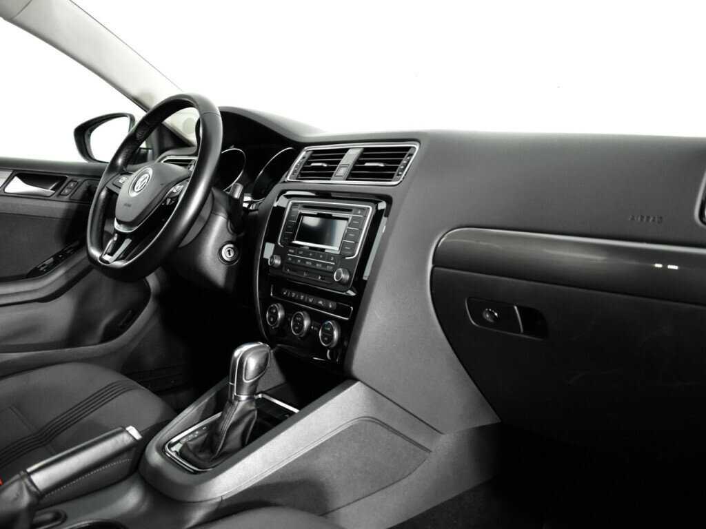 Купить Volkswagen Jetta, 2016, 141 273 км.. Фото: #8