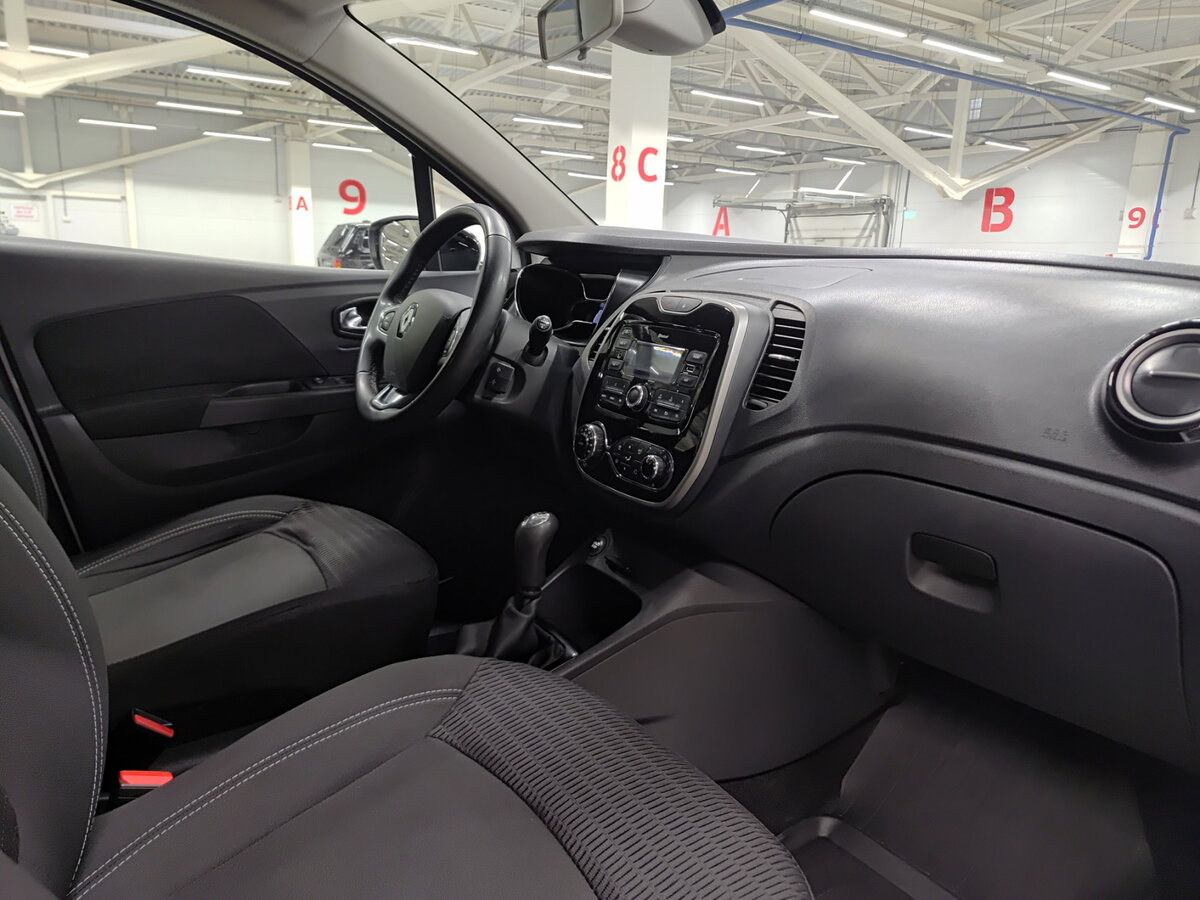 Купить Renault Kaptur, 2018, 129 807 км.. Фото: #9