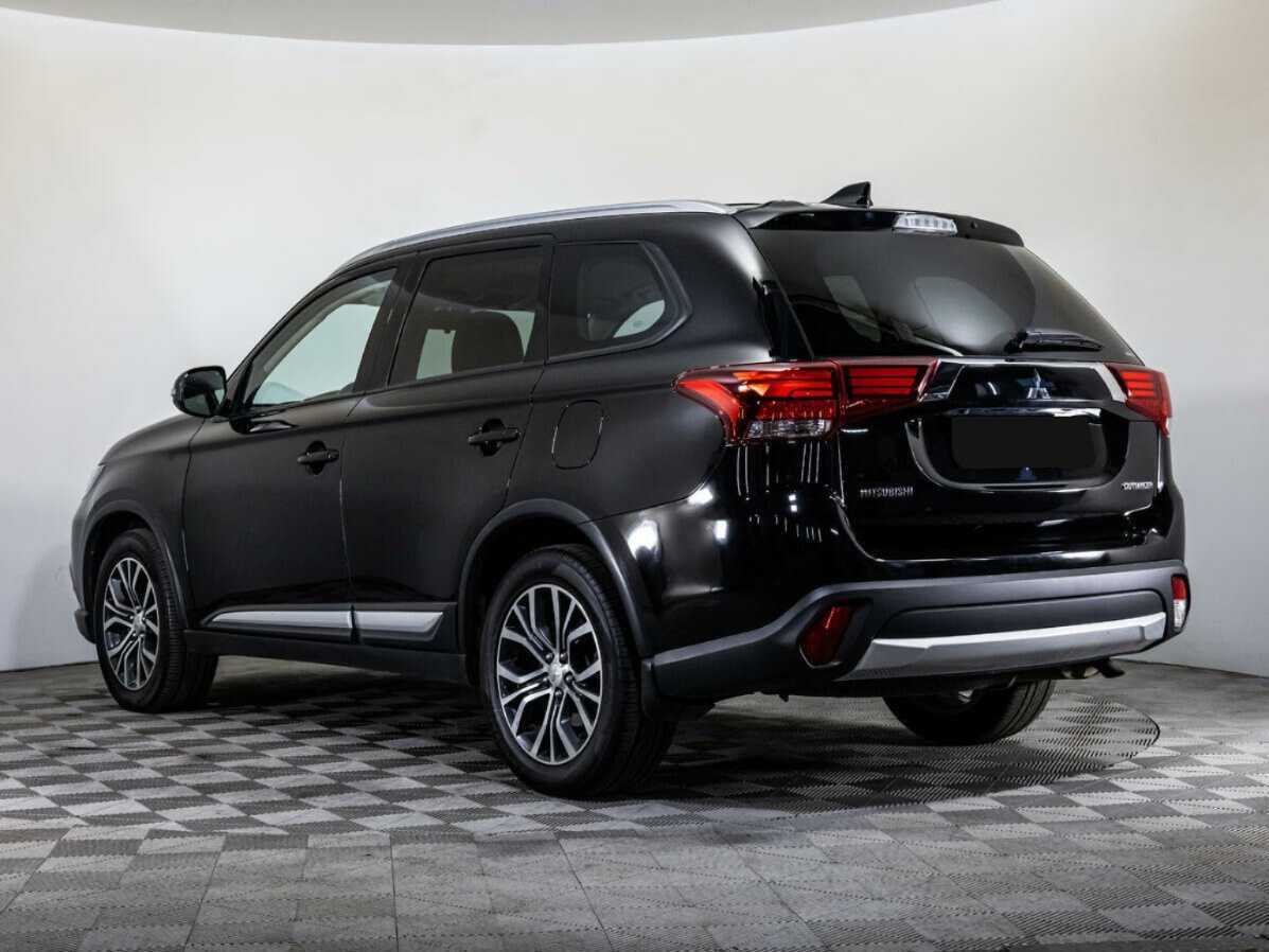 Купить Mitsubishi Outlander, 2017, 115 060 км.. Фото: #6