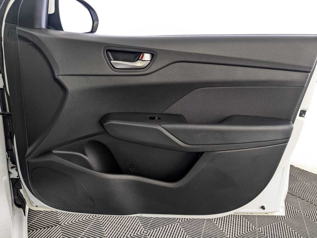 Купить Hyundai Solaris, 2017, 147 719 км.. Фото: #21