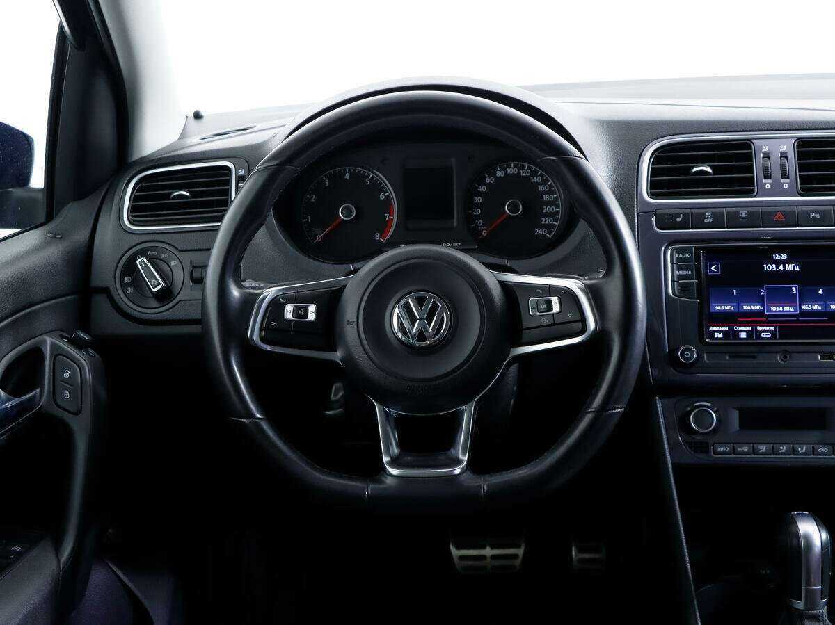 Купить Volkswagen Polo, 2018, 102 200 км.. Фото: #11