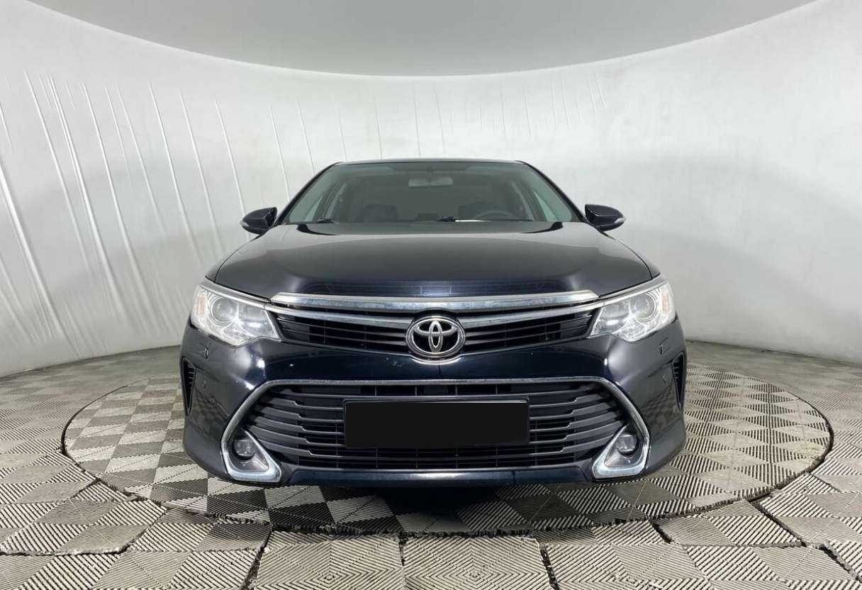 Купить Toyota Camry, 2017, 148 300 км.. Фото: #1