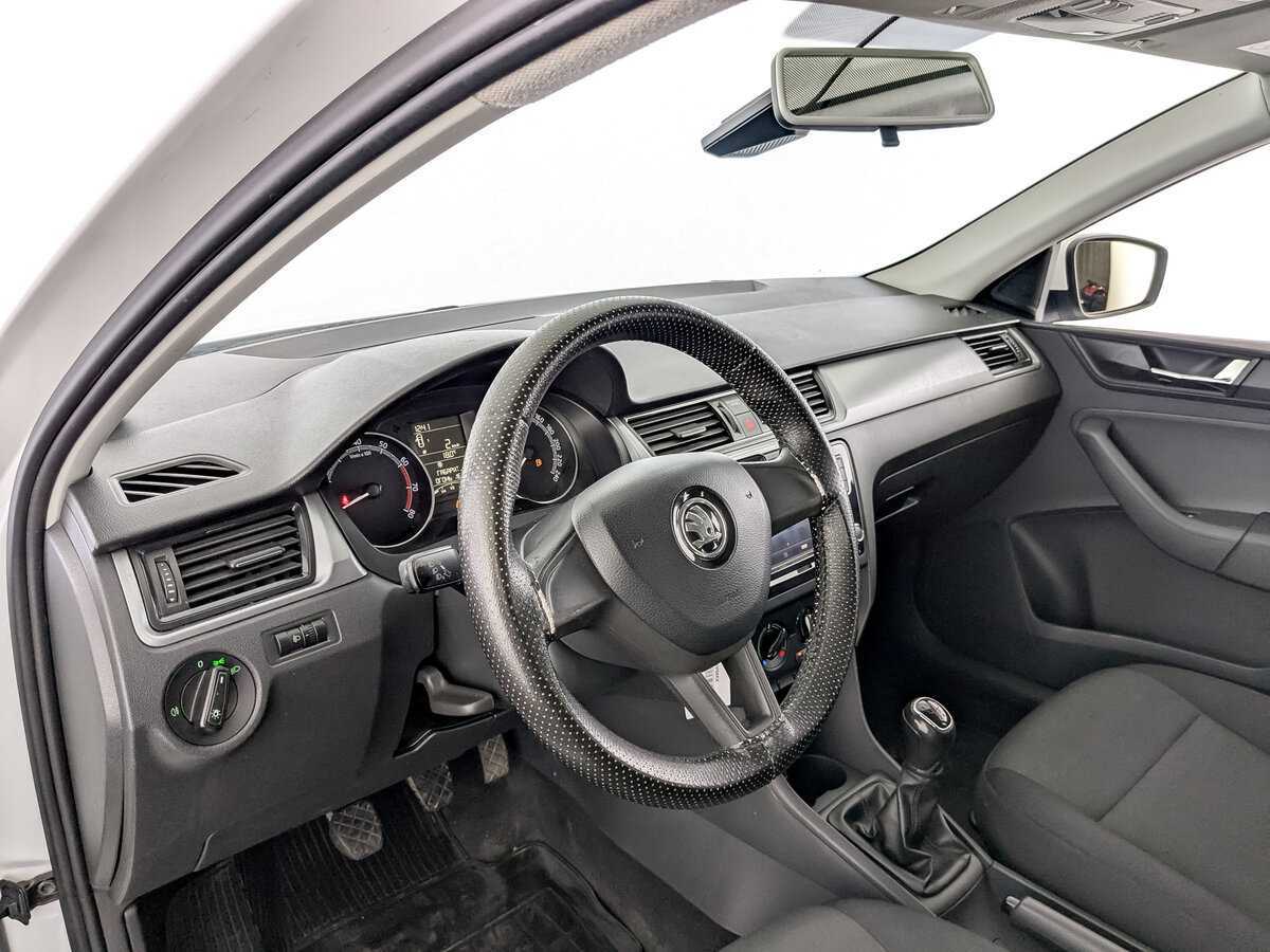 Купить Skoda Rapid, 2017, 177 284 км.. Фото: #15