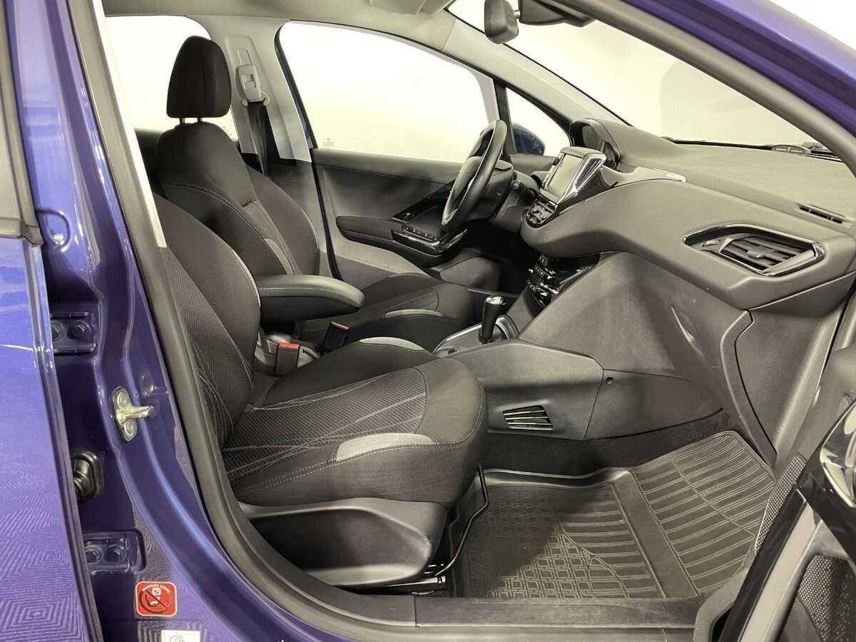 Купить Peugeot 208, 2014, 147 190 км.. Фото: #13