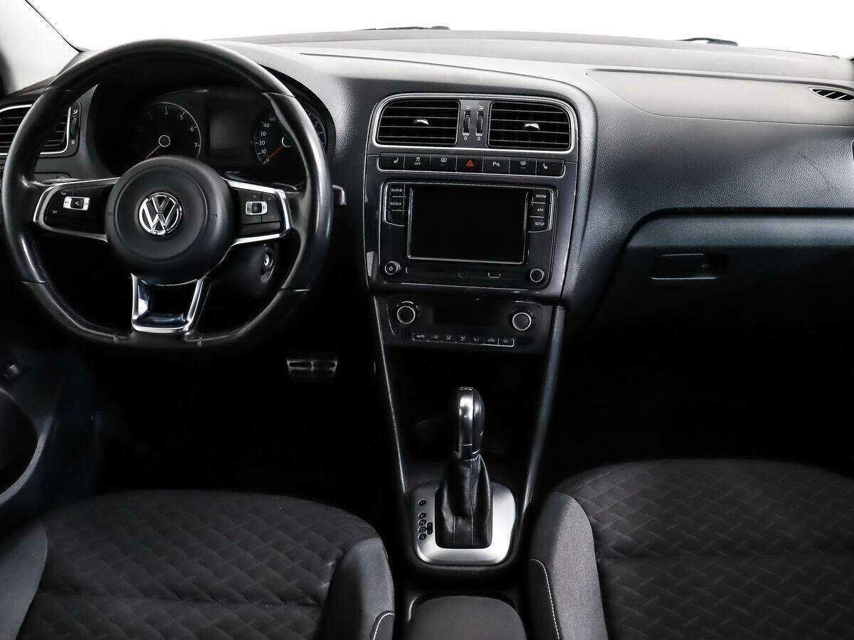 Купить Volkswagen Polo, 2018, 133 140 км.. Фото: #11