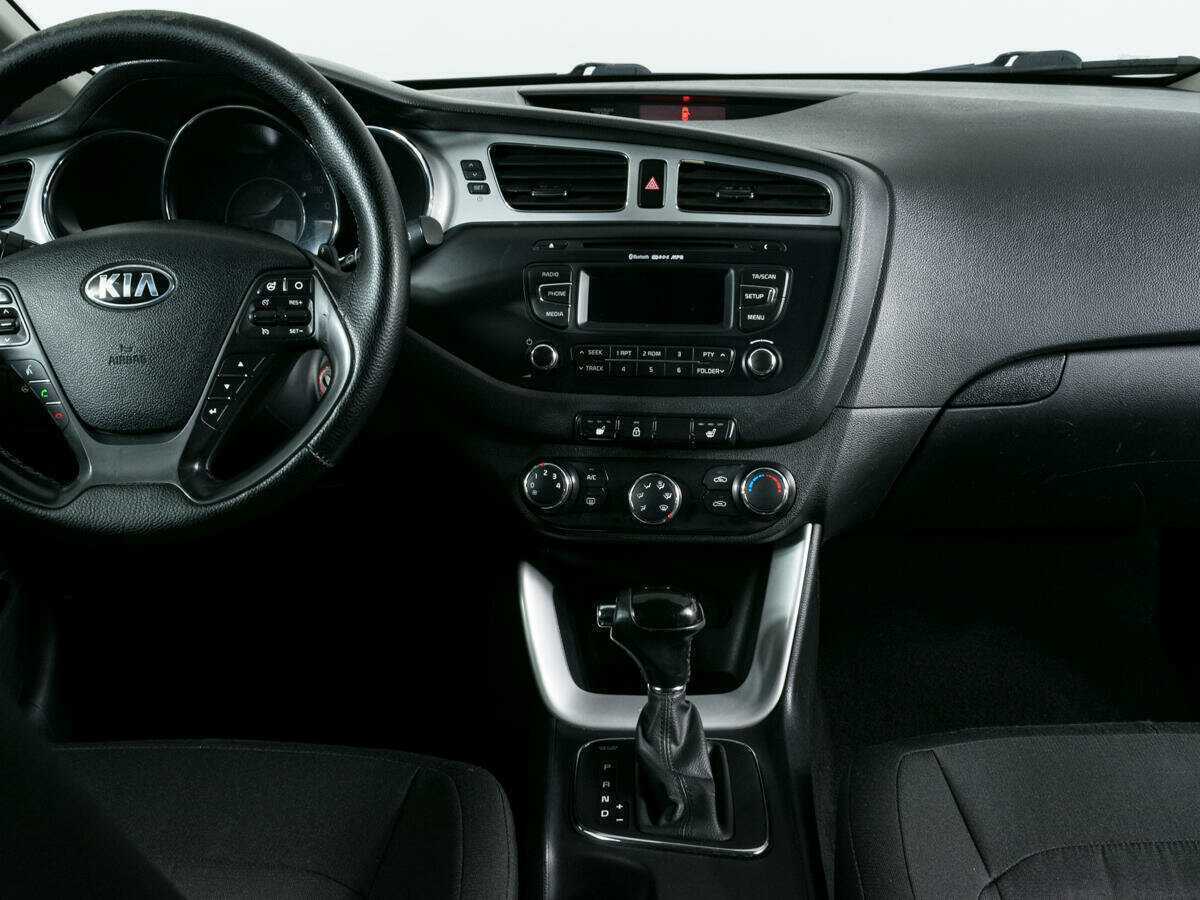 Купить Kia Ceed, 2012, 190 408 км.. Фото: #7