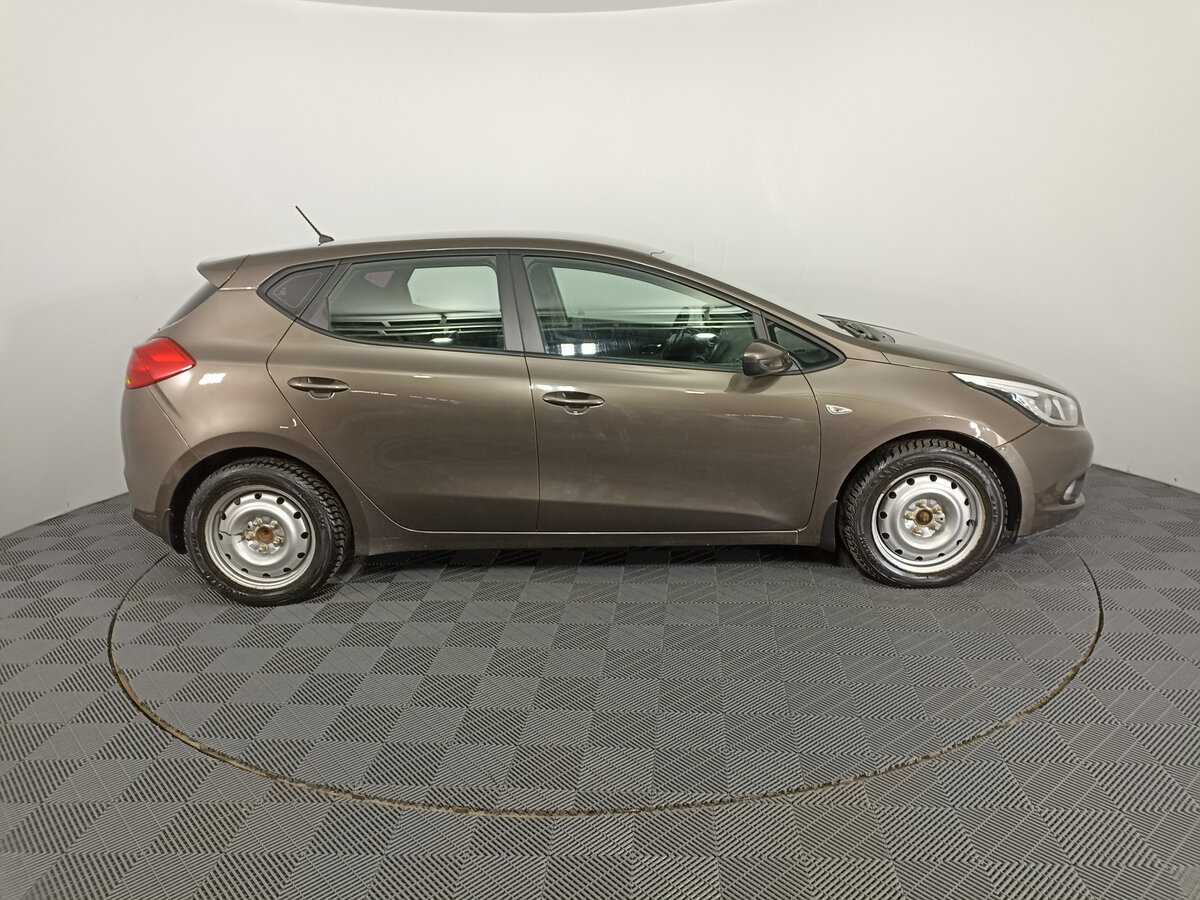 Купить Kia Ceed, 2012, 108 029 км.. Фото: #3