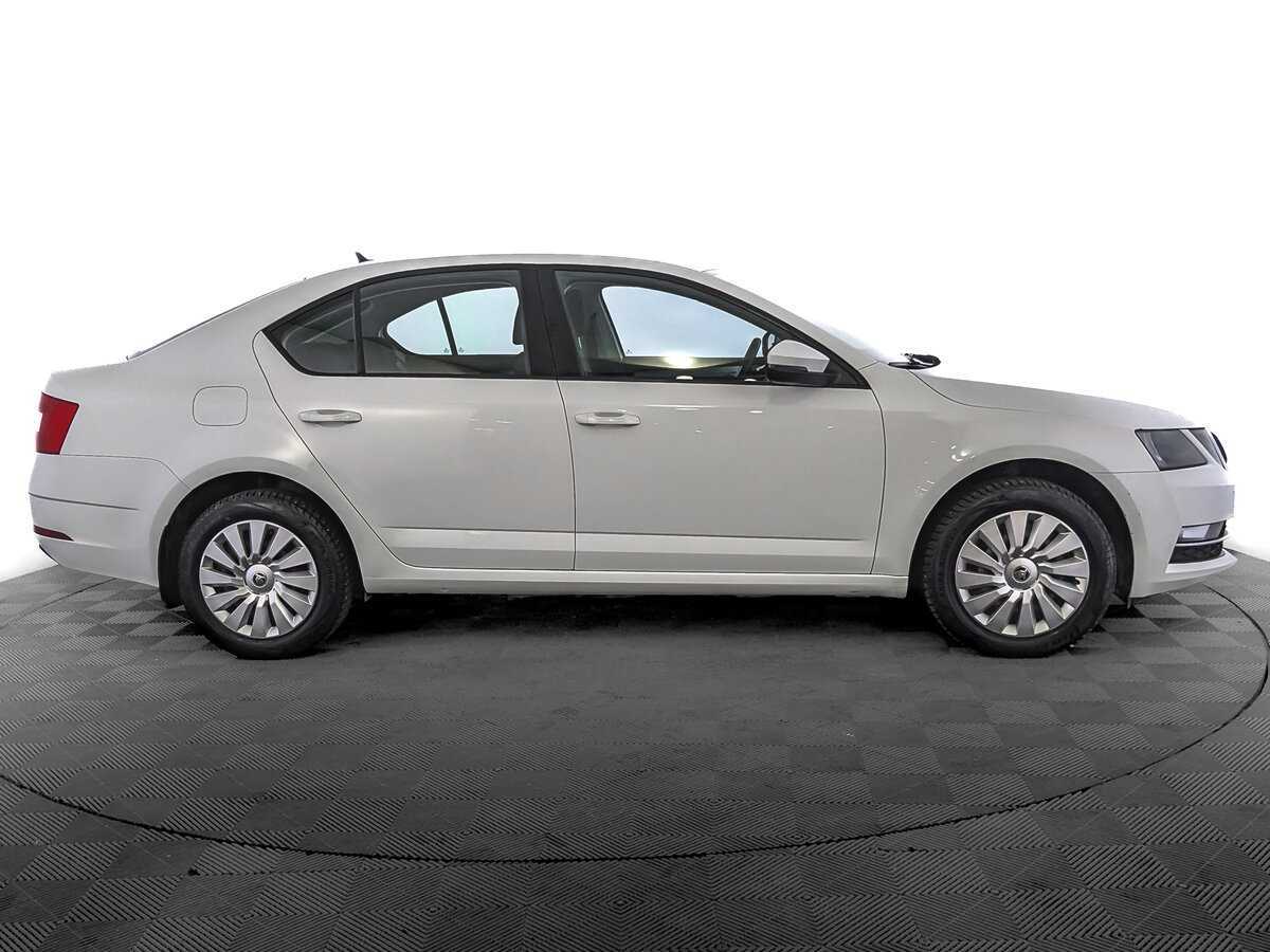 Купить Skoda Octavia, 2017, 140 461 км.. Фото: #3