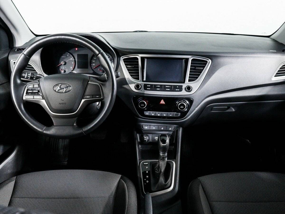 Купить Hyundai Solaris, 2019, 13 585 км.. Фото: #11