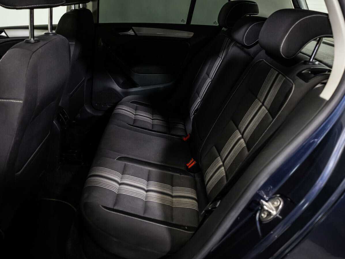 Купить Volkswagen Golf, 2012, 123 895 км.. Фото: #9