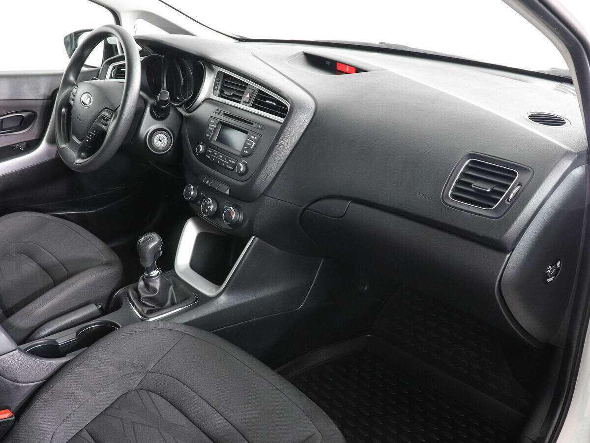 Купить Kia Ceed, 2018, 94 211 км.. Фото: #9