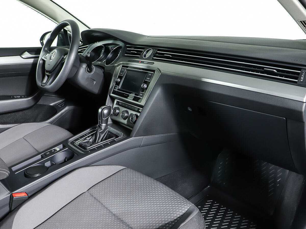 Купить Volkswagen Passat, 2017, 113 460 км.. Фото: #9
