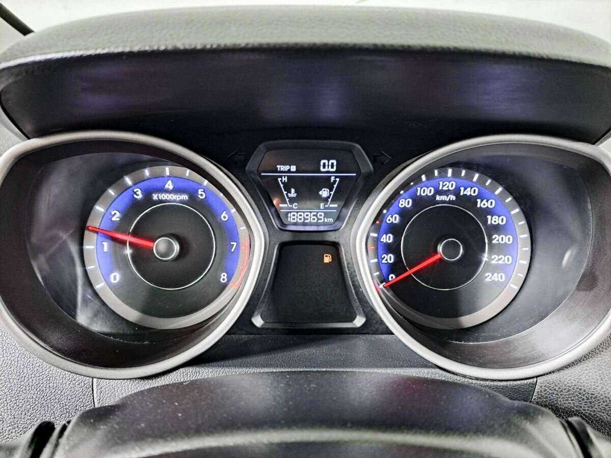 Купить Hyundai Elantra, 2015, 188 905 км.. Фото: #12