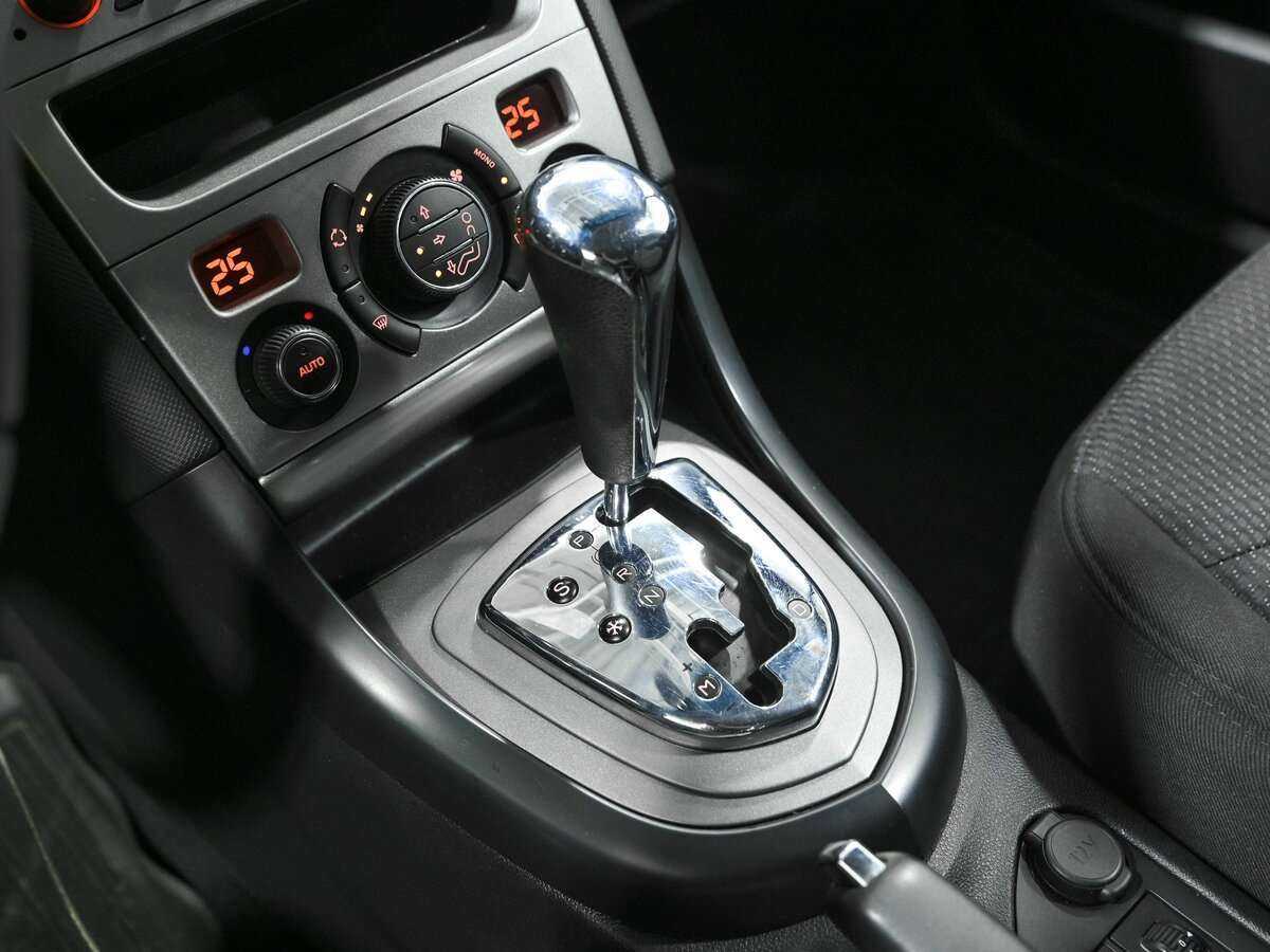 Купить Peugeot 408, 2012, 182 095 км.. Фото: #8