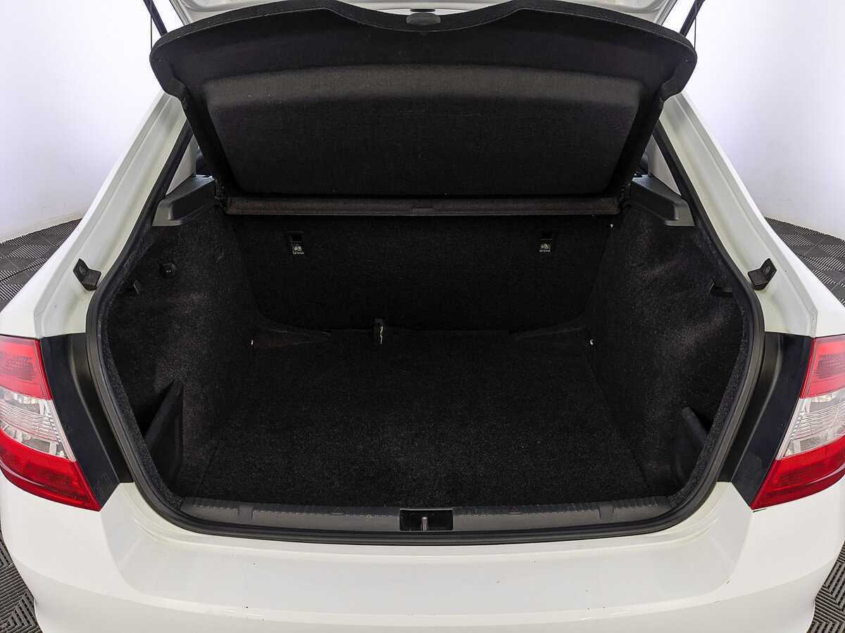 Купить Skoda Rapid, 2017, 209 187 км.. Фото: #9