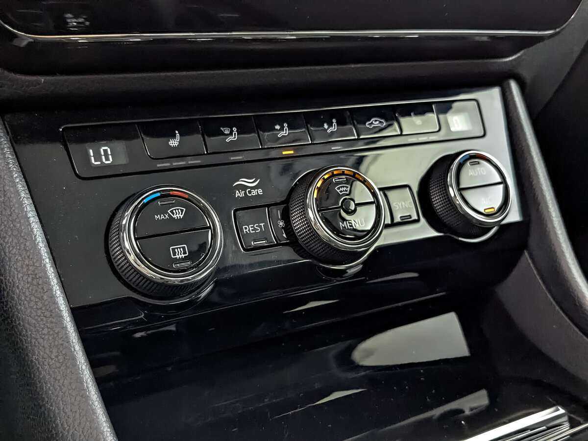 Купить Skoda Superb, 2019, 201 065 км.. Фото: #16