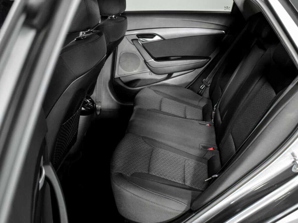 Купить Hyundai i40, 2016, 208 739 км.. Фото: #10