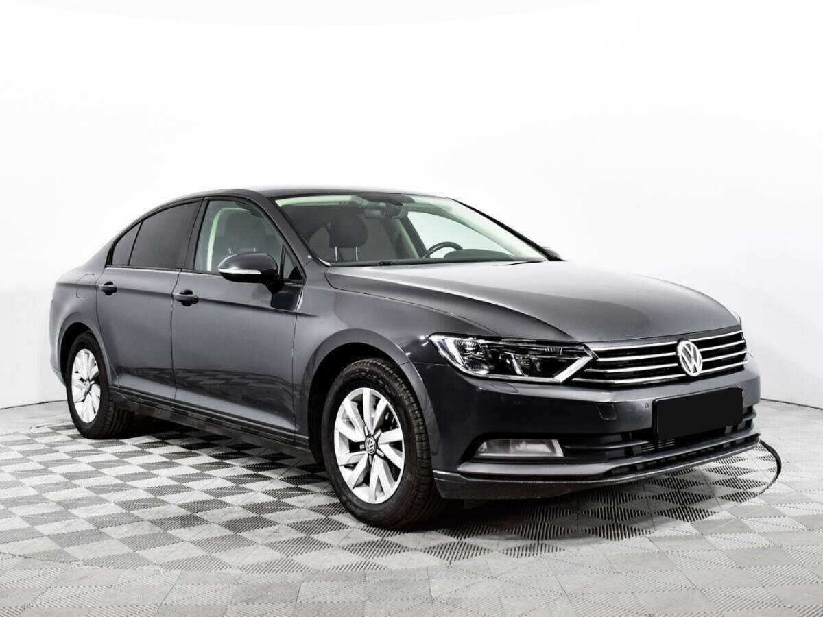 Купить Volkswagen Passat, 2017, 130 450 км.. Фото: #2