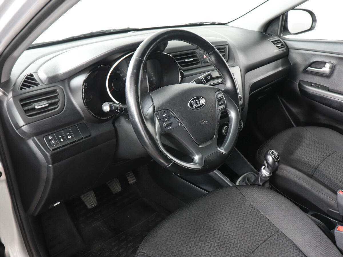 Купить Kia Rio, 2016, 81 158 км.. Фото: #8