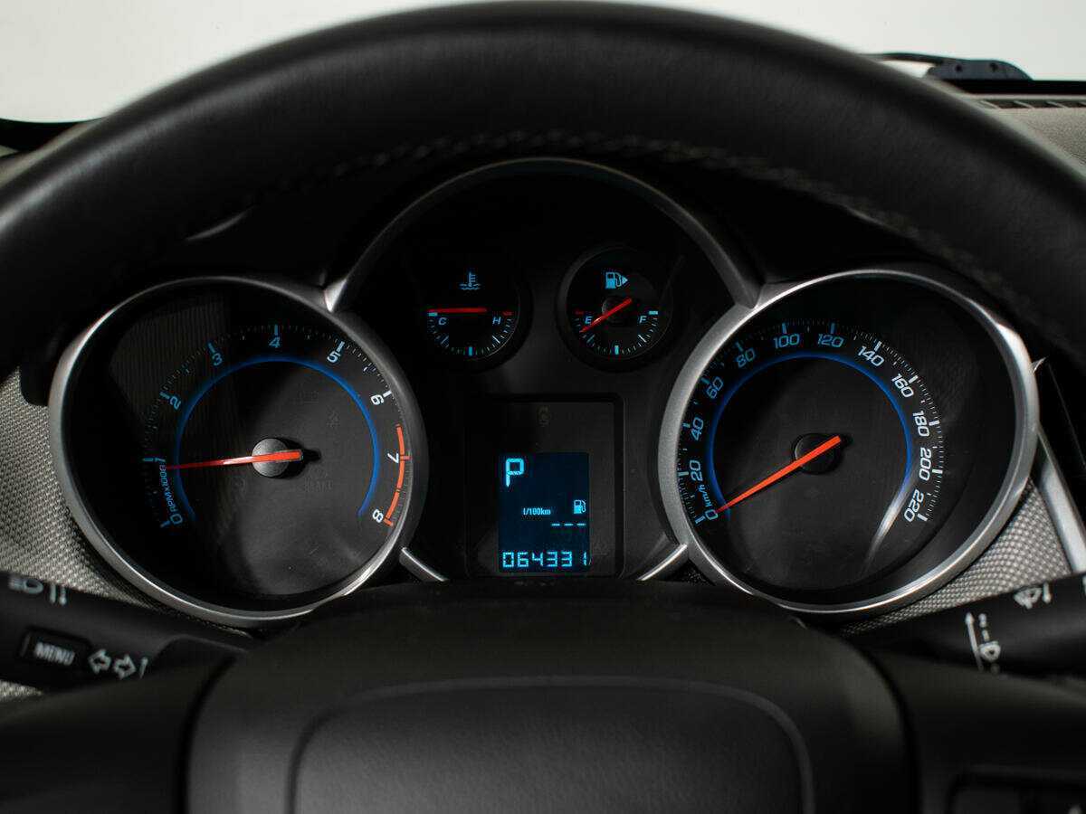 Купить Chevrolet Cruze, 2013, 63 452 км.. Фото: #11