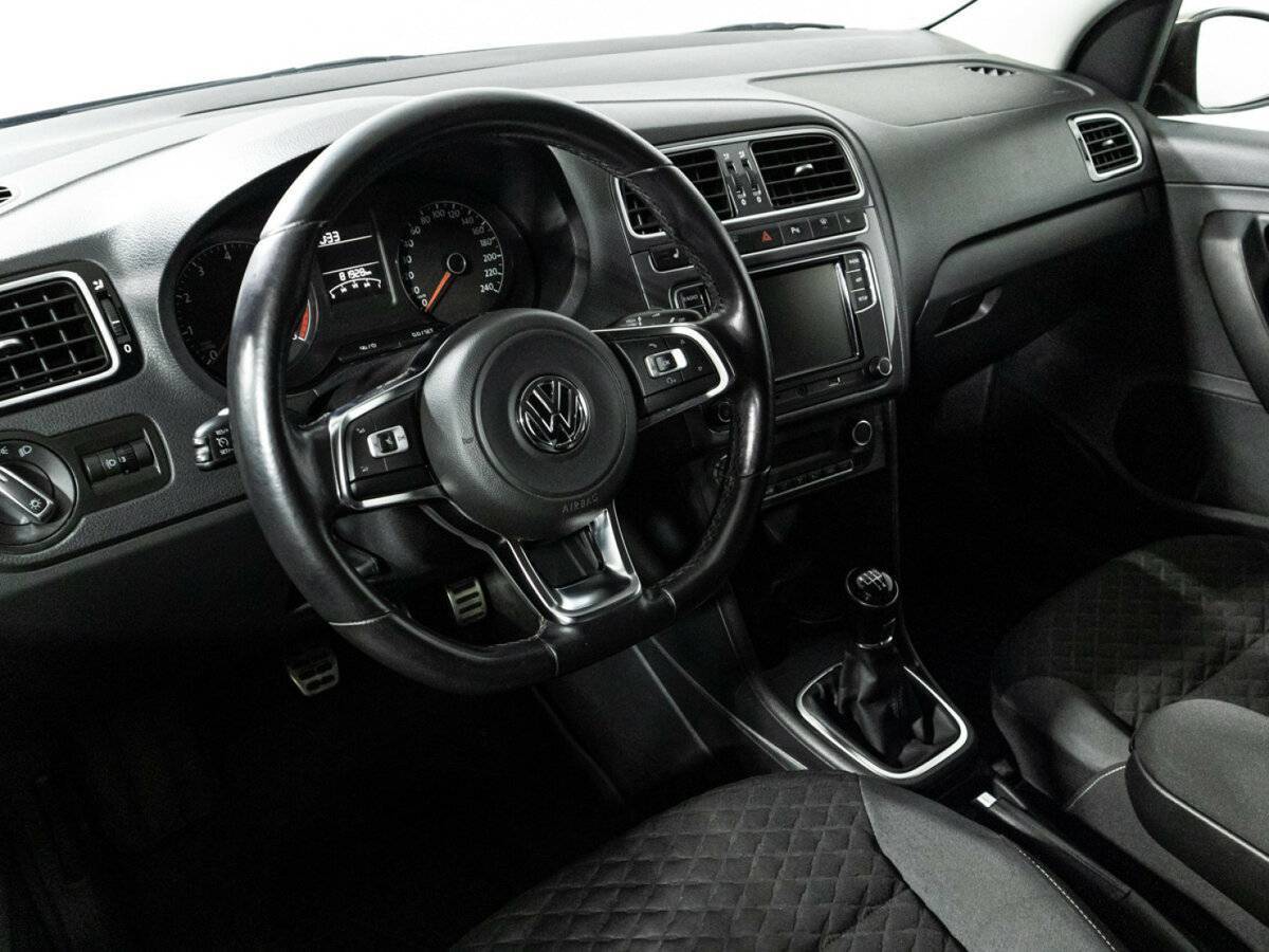 Купить Volkswagen Polo, 2018, 81 927 км.. Фото: #10