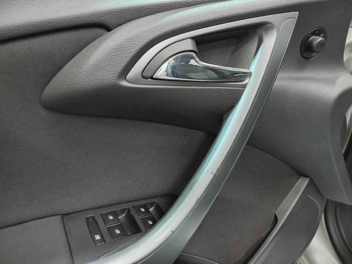 Купить Opel Astra, 2012, 181 509 км.. Фото: #14