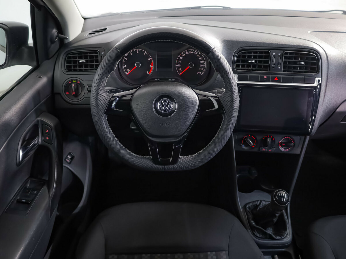 Купить Volkswagen Polo, 2018, 268 423 км.. Фото: #8