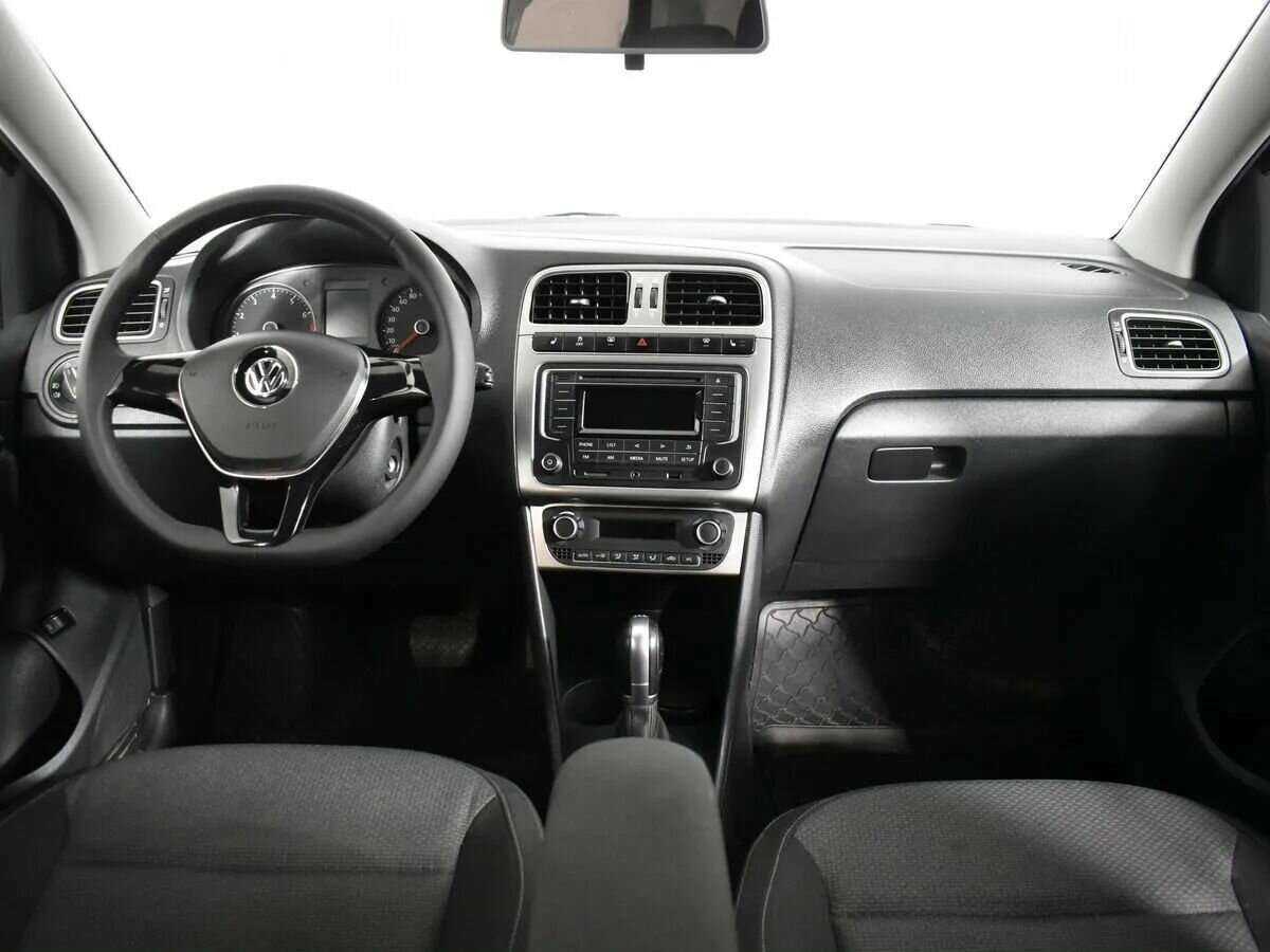 Купить Volkswagen Polo, 2017, 65 000 км.. Фото: #9