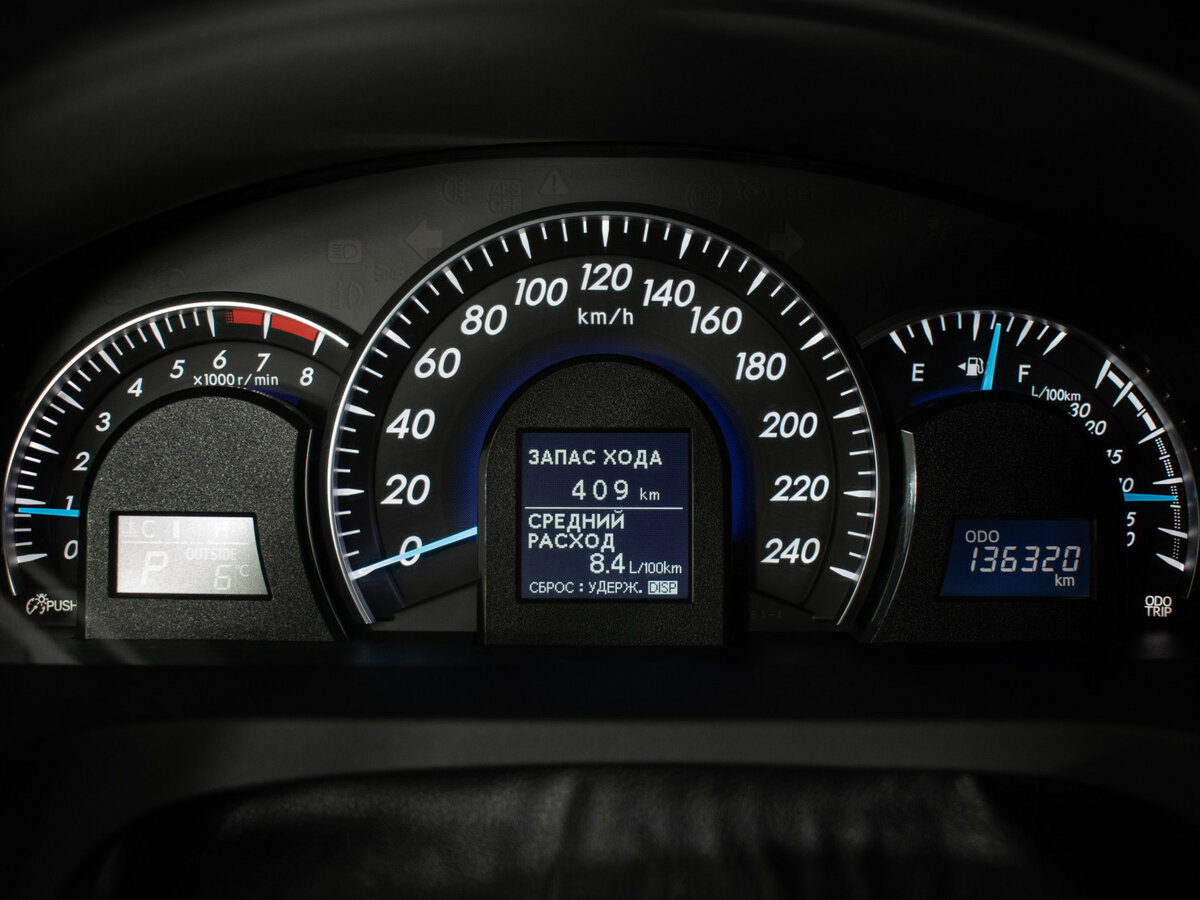 Купить Toyota Camry, 2014, 136 319 км.. Фото: #9