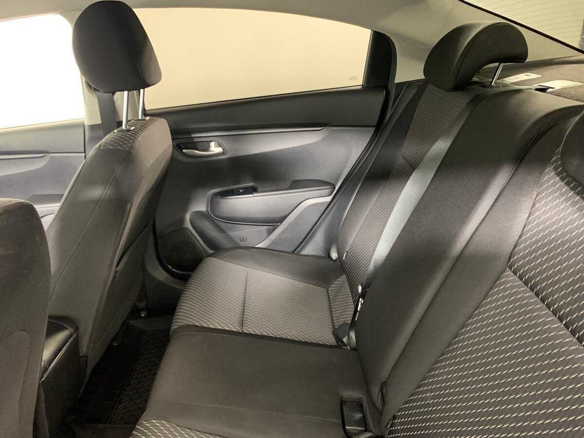 Купить Kia Rio, 2017, 118 387 км.. Фото: #18