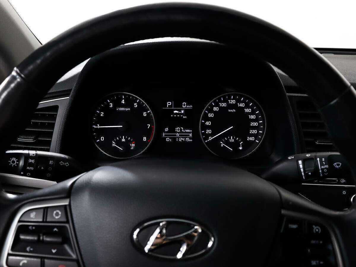 Купить Hyundai Elantra, 2017, 112 000 км.. Фото: #15