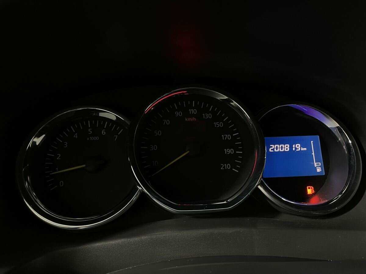 Купить Renault Logan, 2018, 200 819 км.. Фото: #10