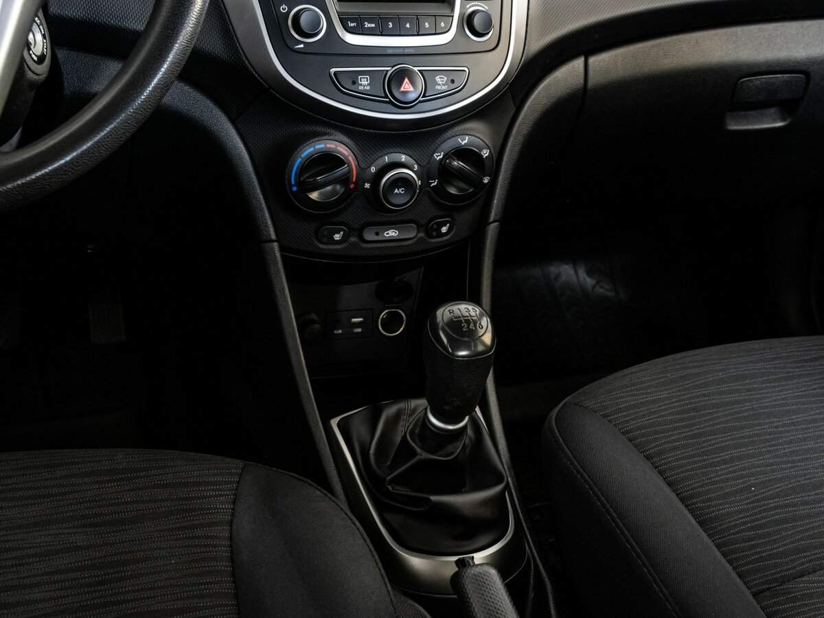 Купить Hyundai Solaris, 2015, 130 000 км.. Фото: #9