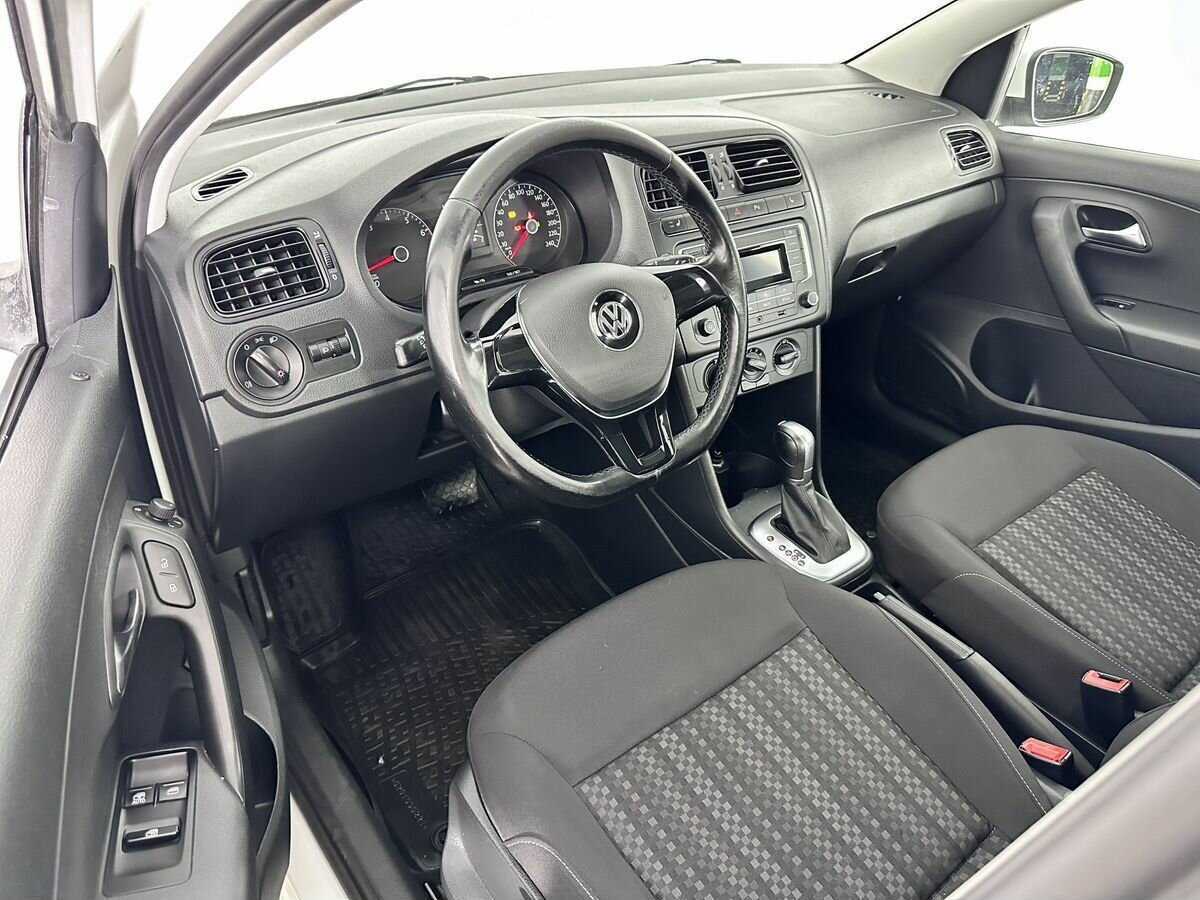 Купить Volkswagen Polo, 2016, 120 441 км.. Фото: #6