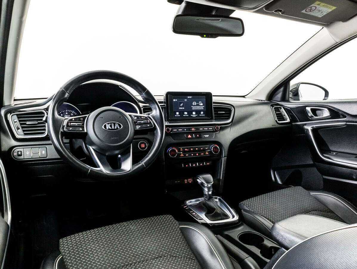 Купить Kia Ceed, 2018, 75 400 км.. Фото: #10