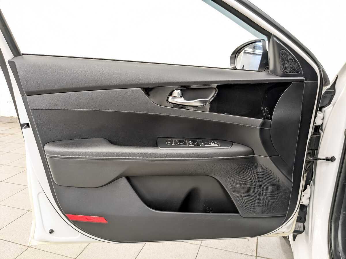 Купить Kia Cerato, 2019, 166 881 км.. Фото: #16