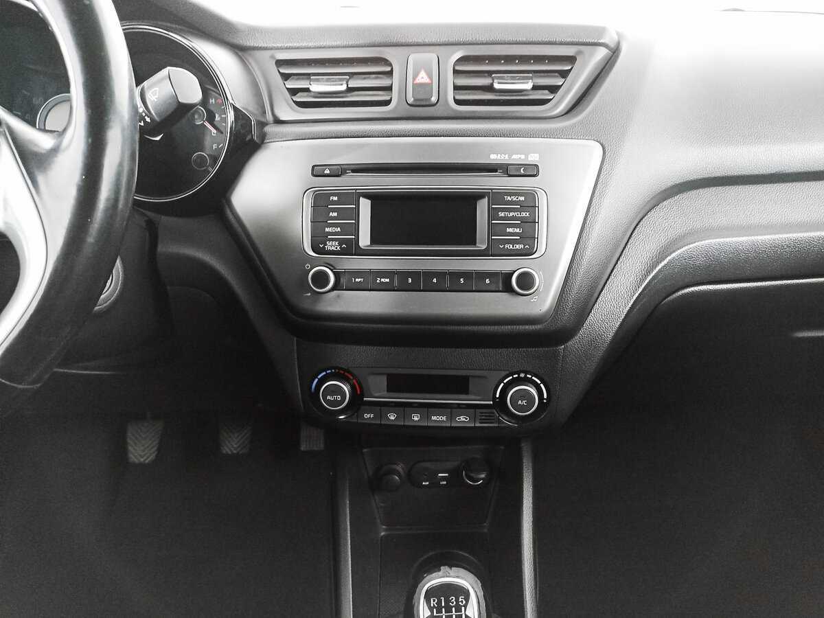 Купить Kia Rio, 2017, 97 841 км.. Фото: #14