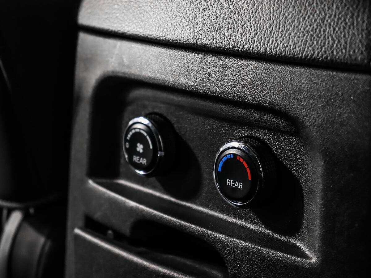 Купить Nissan Pathfinder, 2012, 192 857 км.. Фото: #12